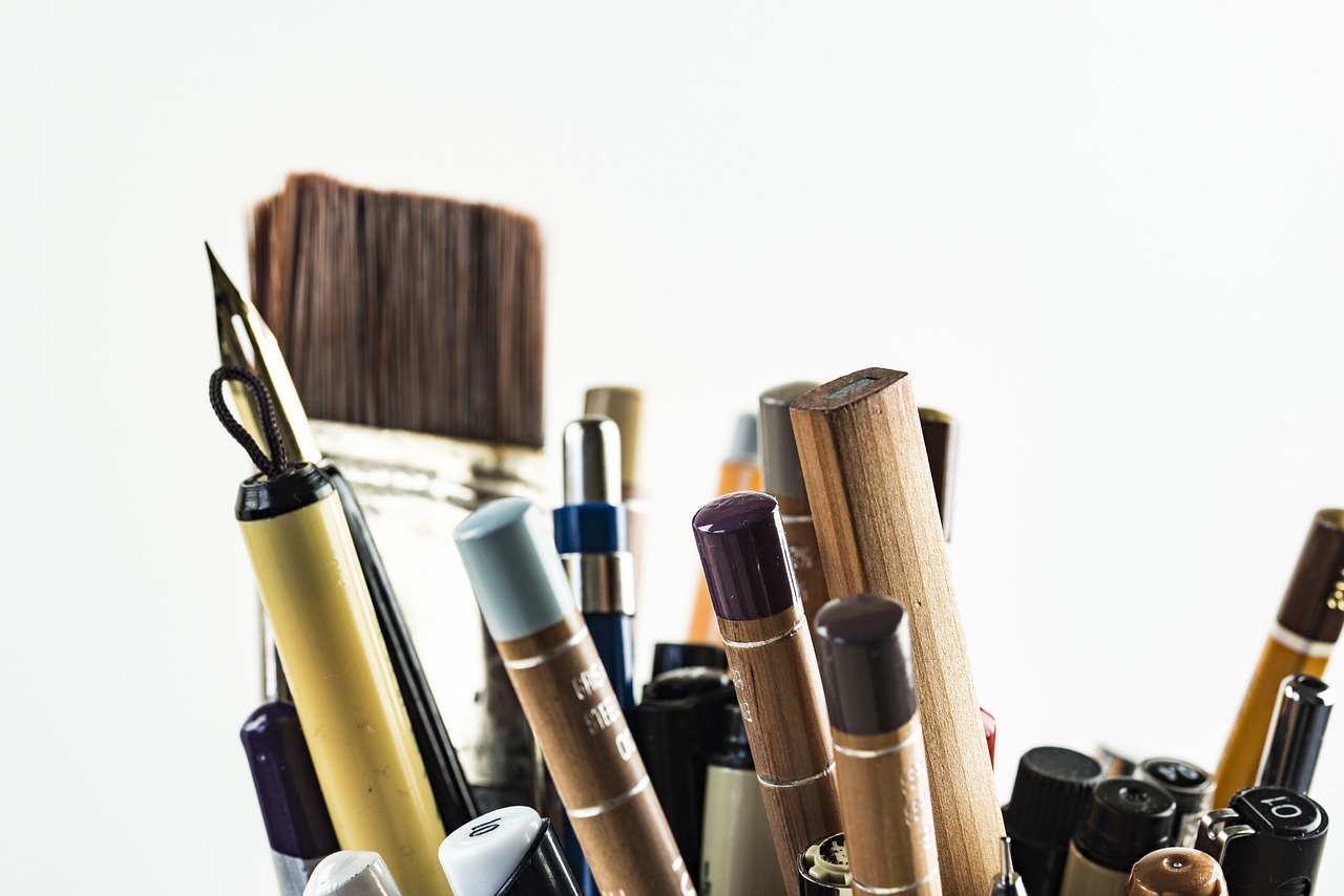 pens-1867899_1280.jpg